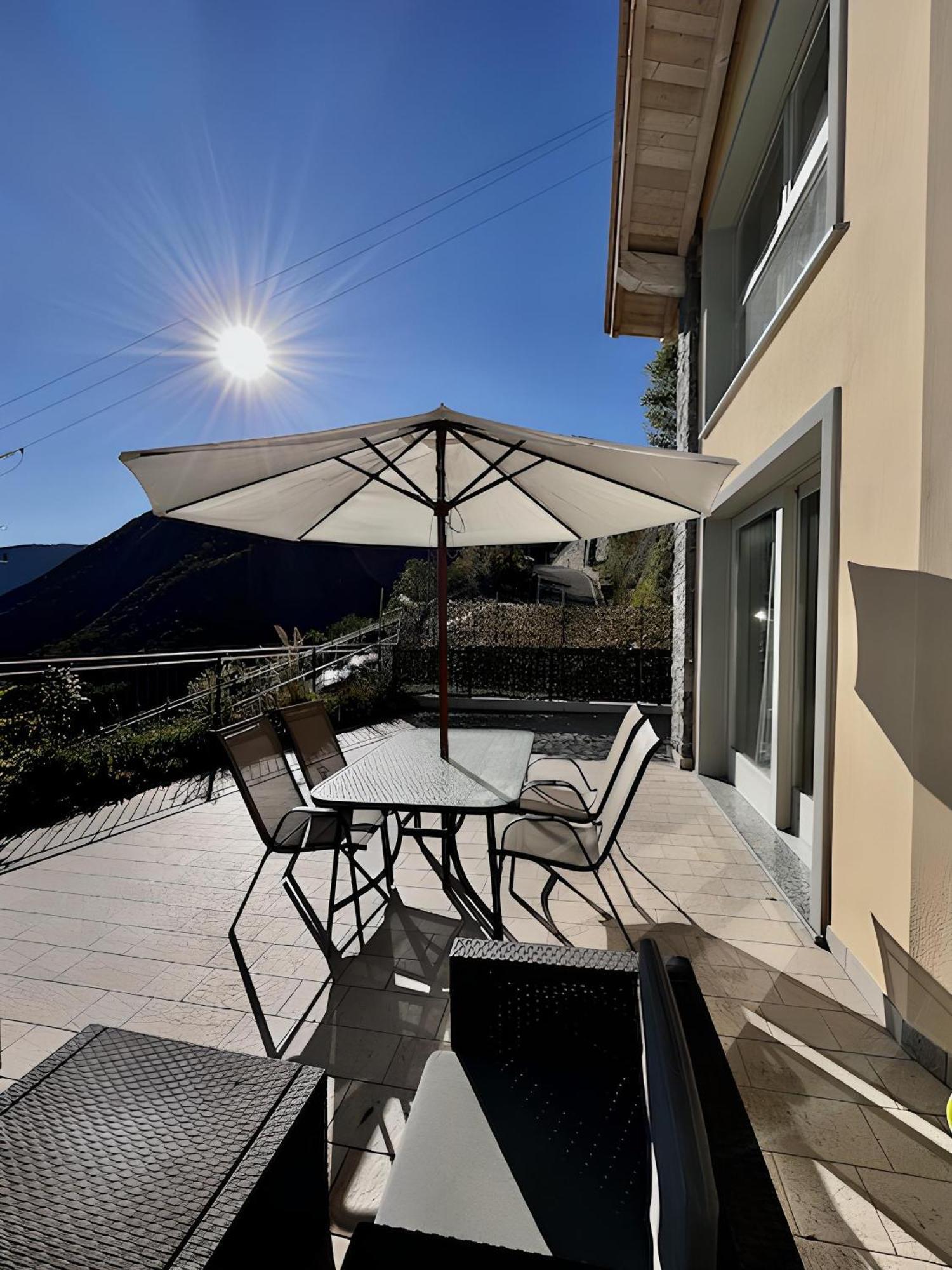 Appartamento Grande Terrazza Vista Lago Parzanica Exterior foto